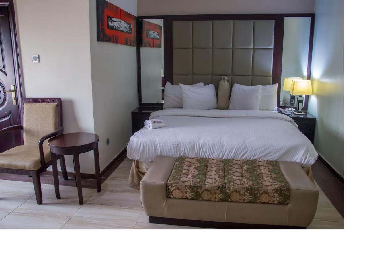 Exel Oriental Hotel & Suites Lagos Eksteriør billede